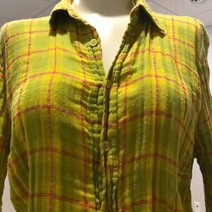 sHiRt Plaid Button Down